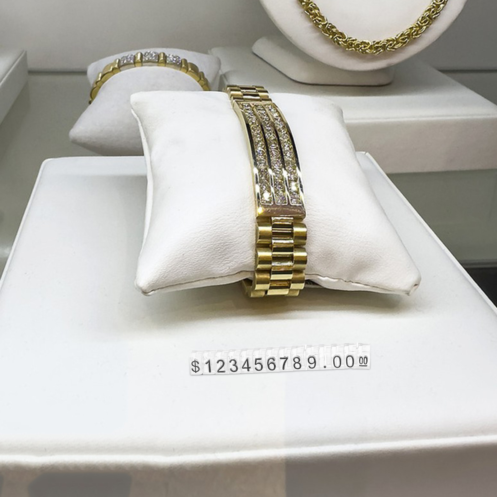 High Jewelry Watches - 20 قطعة من حوامل مكعبات عرض