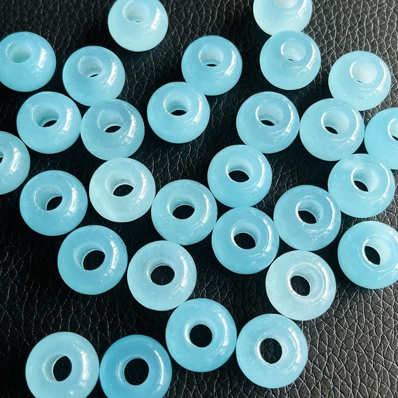 10 قطع من الخرز الطبيعي الأزرق - مراجعة Charm Bracelet Beads وسعره